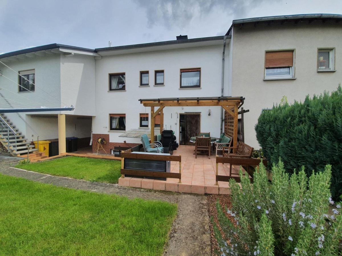 Ferienwohnung Woelbert Altendiez Buitenkant foto