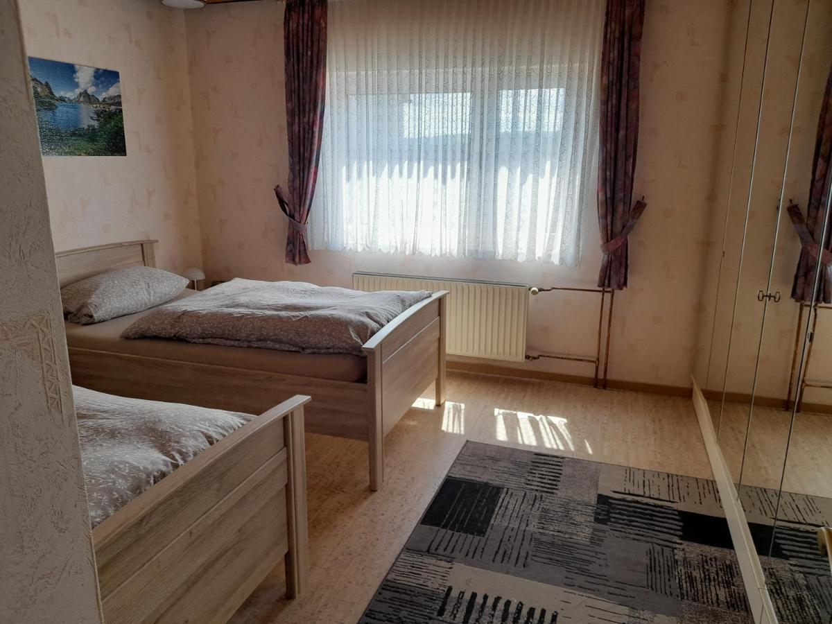 Ferienwohnung Woelbert Altendiez Buitenkant foto
