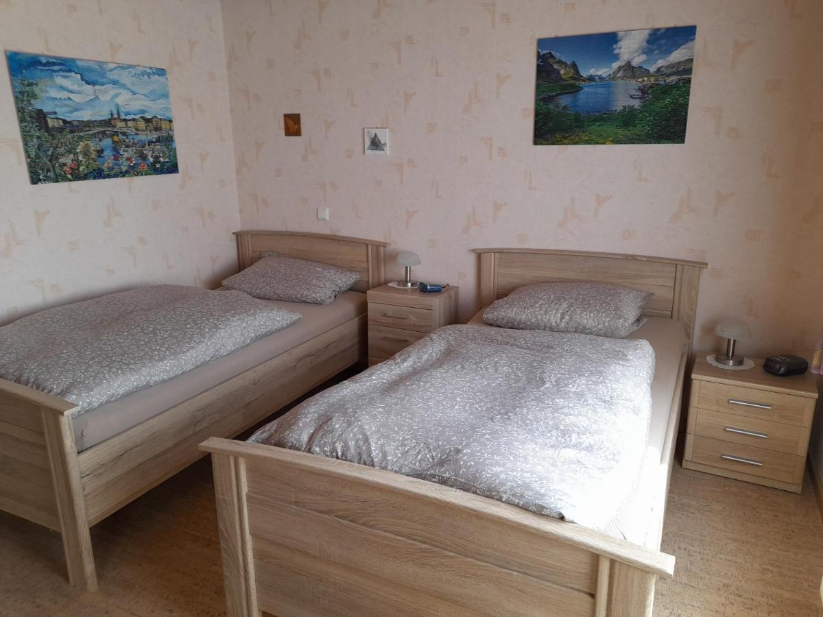 Ferienwohnung Woelbert Altendiez Buitenkant foto