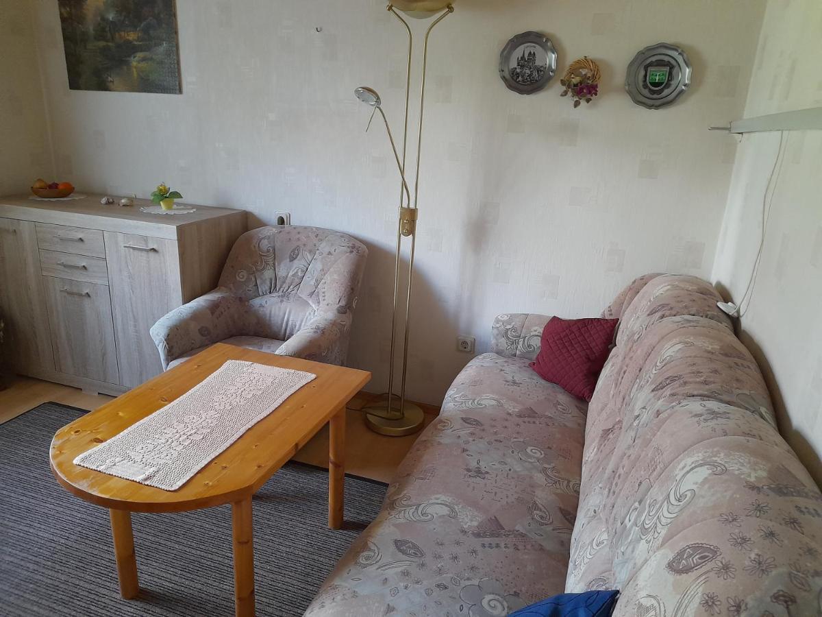 Ferienwohnung Woelbert Altendiez Buitenkant foto